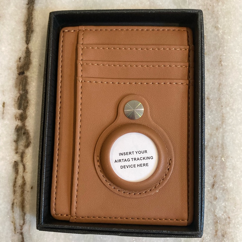 Air tag wallet new